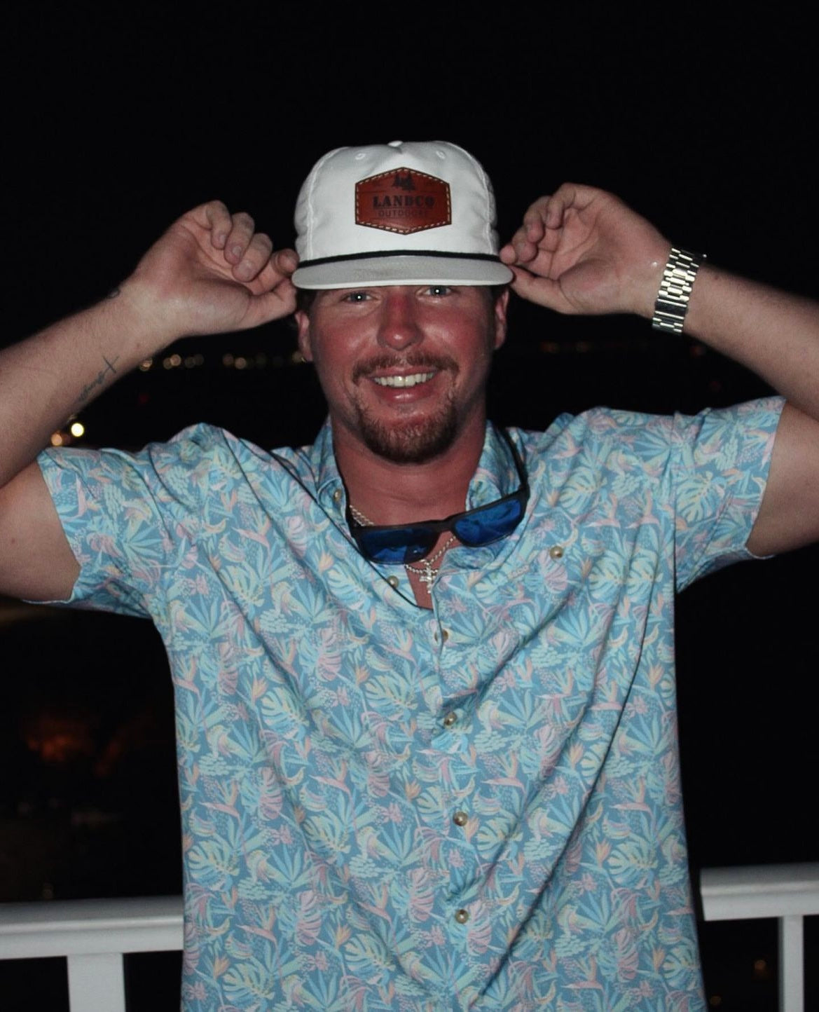 White 256 Black Rope